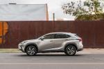 Lexus NX300h 2017 года (NA)